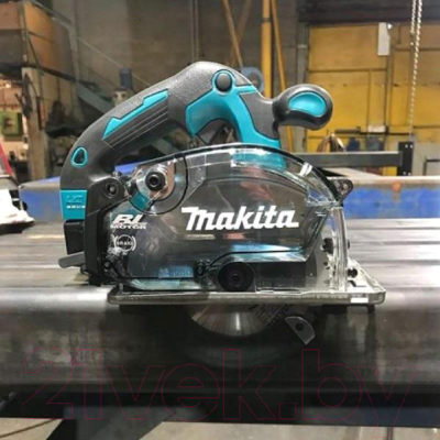 Профессиональная дисковая пила Makita DCS553Z