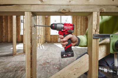 Аккумуляторная дрель-шуруповерт Milwaukee M12 FDD2-202X / 4933479873