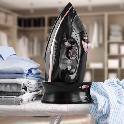 Беспроводной утюг Endever Delta-229 (черный/розовое золото)