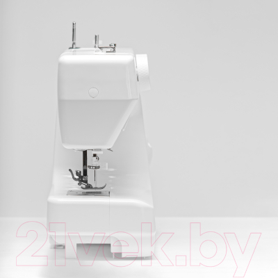 Швейная машина Janete 989