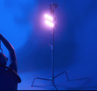 Осветитель студийный Godox Dive Light RGBWW WT40R / 30441