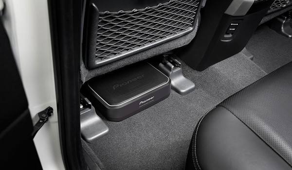 Корпусной активный сабвуфер Pioneer TS-WX140DA