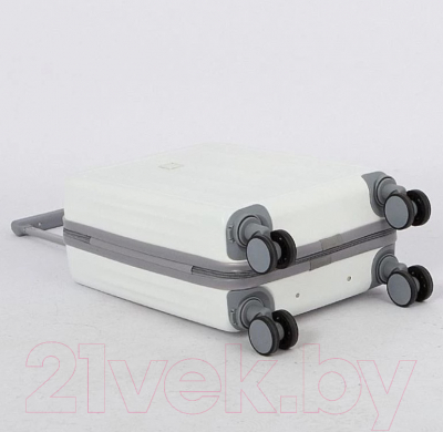 Чемодан на колесах Grott 340-614/5-18WGR