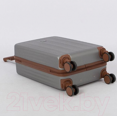 Чемодан на колесах Grott 340-614/5-20GBW