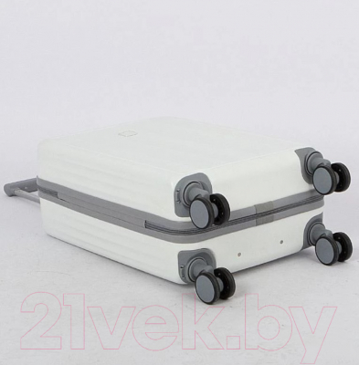 Чемодан на колесах Grott 340-614/5-20WGR