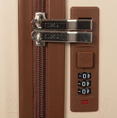 Чемодан на колесах Grott 340-614/5-22BGB