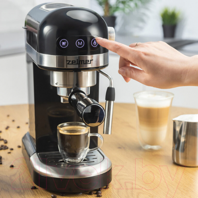 Кофеварка эспрессо Zelmer ZCM7295