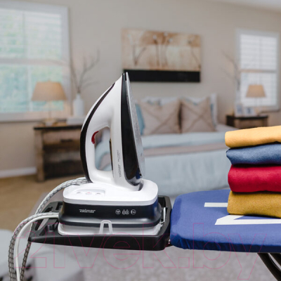 Утюг с парогенератором Zelmer ZIS8402