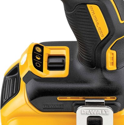 Профессиональная дрель-шуруповерт DeWalt DCD796E1T