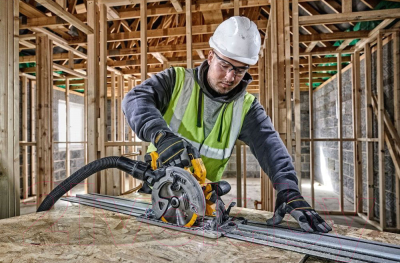 Профессиональная дисковая пила DeWalt DCS572NT