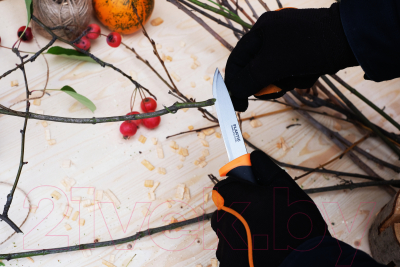 Нож туристический Plantic 27401-01