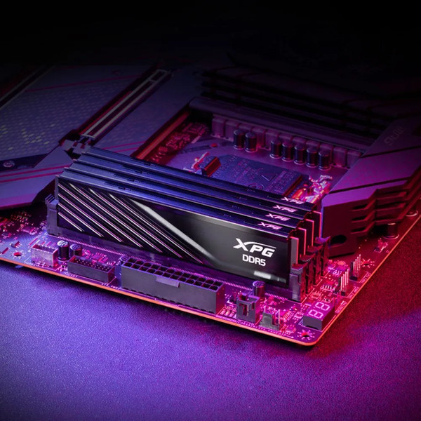 Оперативная память DDR5 A-data AX5U6400C3216G-DTLABBK