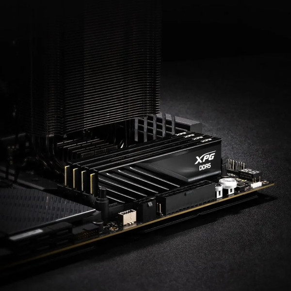 Оперативная память DDR5 A-data AX5U6400C3216G-DTLABBK