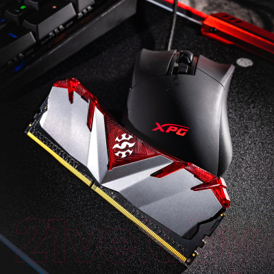 Оперативная память DDR4 A-data AX4U32008G16A-SR30