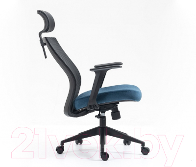 Кресло офисное Signal Q-328H