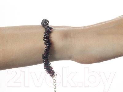 Браслет Wolves Гранат 3008