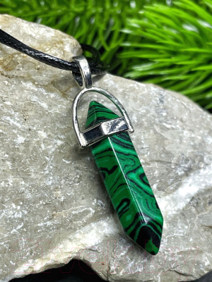 Кулон Wolves Малахит 2008