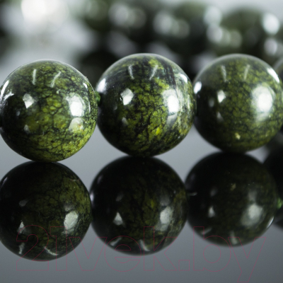 Кулон Wolves Змеевик 41022