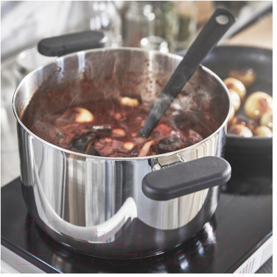 Кастрюля Ikea Миддагсмат с крышкой 804.637.13