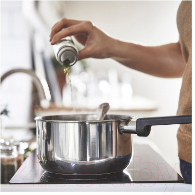 Ковш Ikea Миддагсмат с крышкой 104.637.02