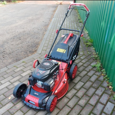 Газонокосилка бензиновая Senci LMA20S04