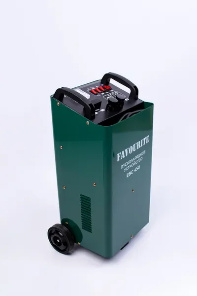 Пуско-зарядное устройство Favourite EBC 450 40-400 Ач