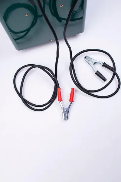 Пуско-зарядное устройство Favourite EBC 450 40-400 Ач