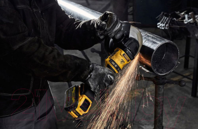 Профессиональная угловая шлифмашина DeWalt DCG440N