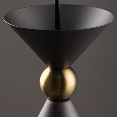 Потолочный светильник Freya Moth FR5392PL-01GR