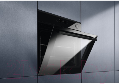 Электрический духовой шкаф Electrolux EOC8P39H