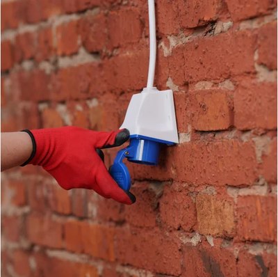 Розетка кабельная Rexant 2Р+РЕ 16А / 11-8909