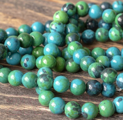 Браслет Wolves Красная нить с хризоколлом 40901