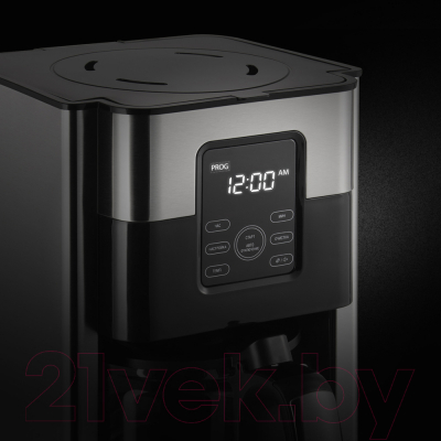 Капельная кофеварка Redmond CM704 (черный)