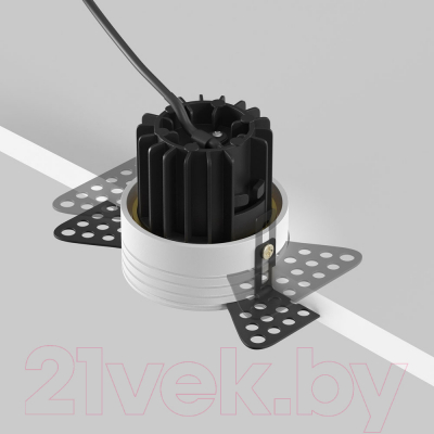 Точечный светильник Maytoni Round DL058-7W3K-TRS-BS