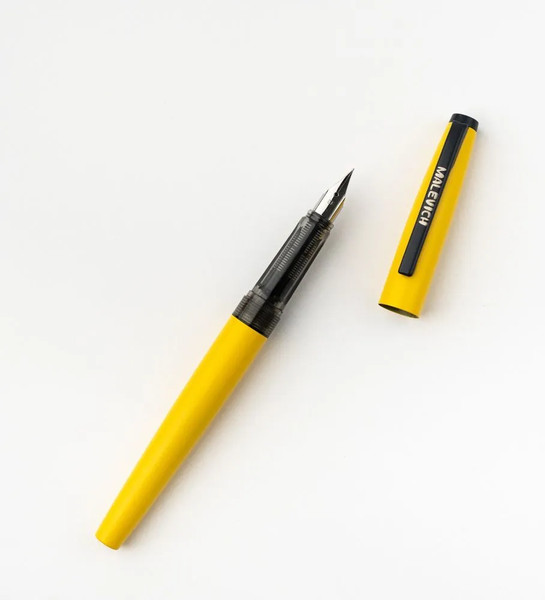 Ручка перьевая Малевичъ С конвертером + два картриджа / 196417