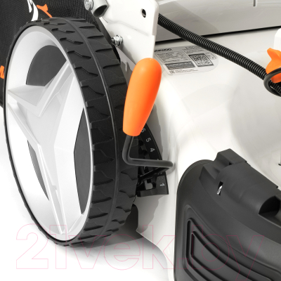 Газонокосилка бензиновая Daewoo Power L 50SPE