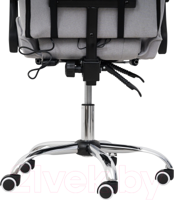 Кресло геймерское Calviano Avanti Ultimato с подножкой