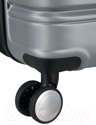Чемодан на колесах American Tourister Flashline ME8*25 001
