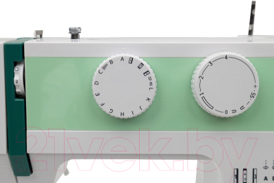 Швейная машина Leader Super Fabric