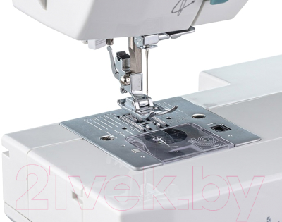 Швейная машина Chayka 945M