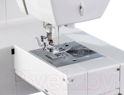 Швейная машина Chayka 945M