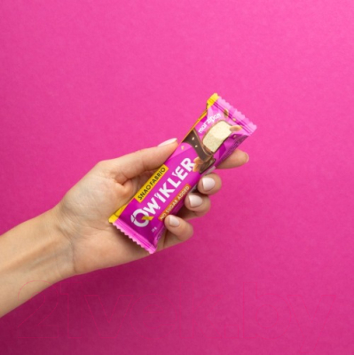 Набор протеиновых батончиков Snaq Fabriq Qwikler Марципановый