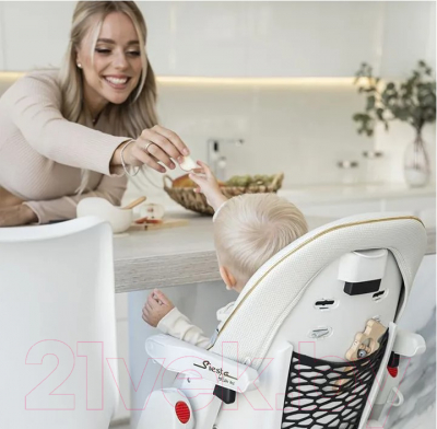 Стульчик для кормления Peg-Perego Siesta