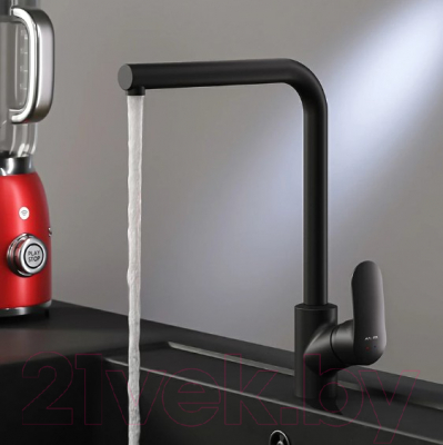 Мойка кухонная со смесителем Berge BR-7602 + Like F8005022