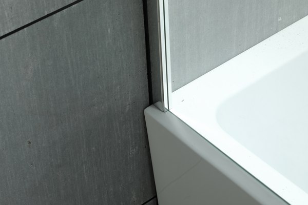 Стеклянная шторка для ванны Roxen Brimen 52010-80