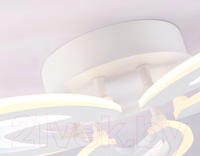 Потолочный светильник Ambrella FA4545/3 WH 