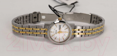 Часы наручные женские Citizen EQ0608-55A