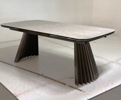 Обеденный стол M-City Astrid 200 / 626M05476