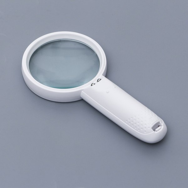 Лупа ручная Sima-Land С подсветкой / 4387629