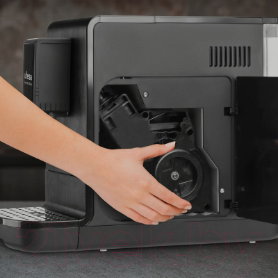 Кофемашина Ufesa Sensazione CMAB200.101 GC (черный)